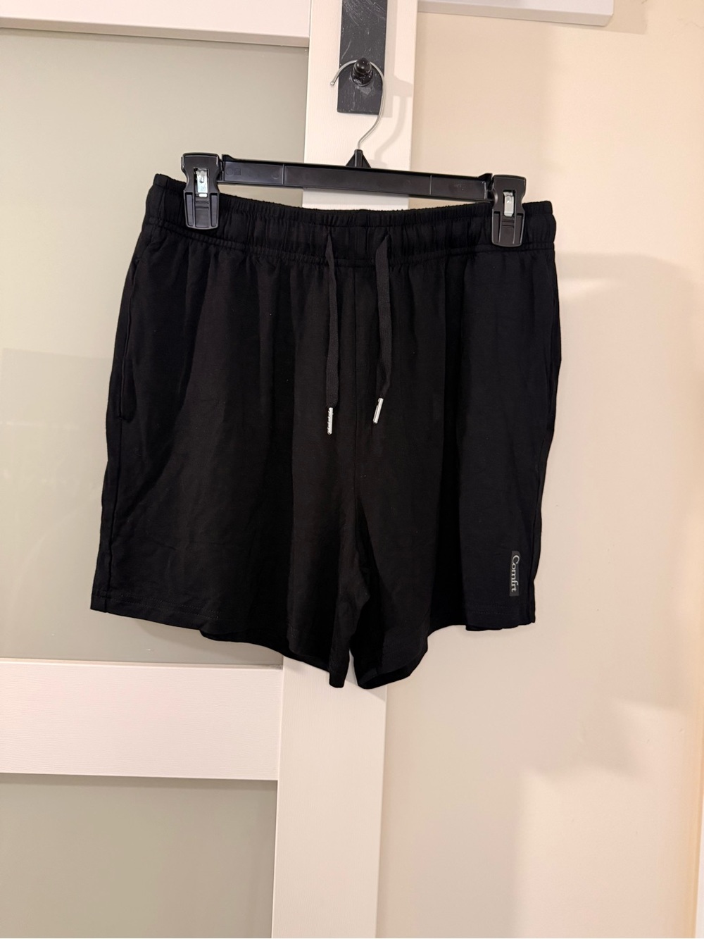 Comfrt Black Casual Drawstring Shorts